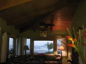 Hana Oceanfront Cottages 3*,  USA